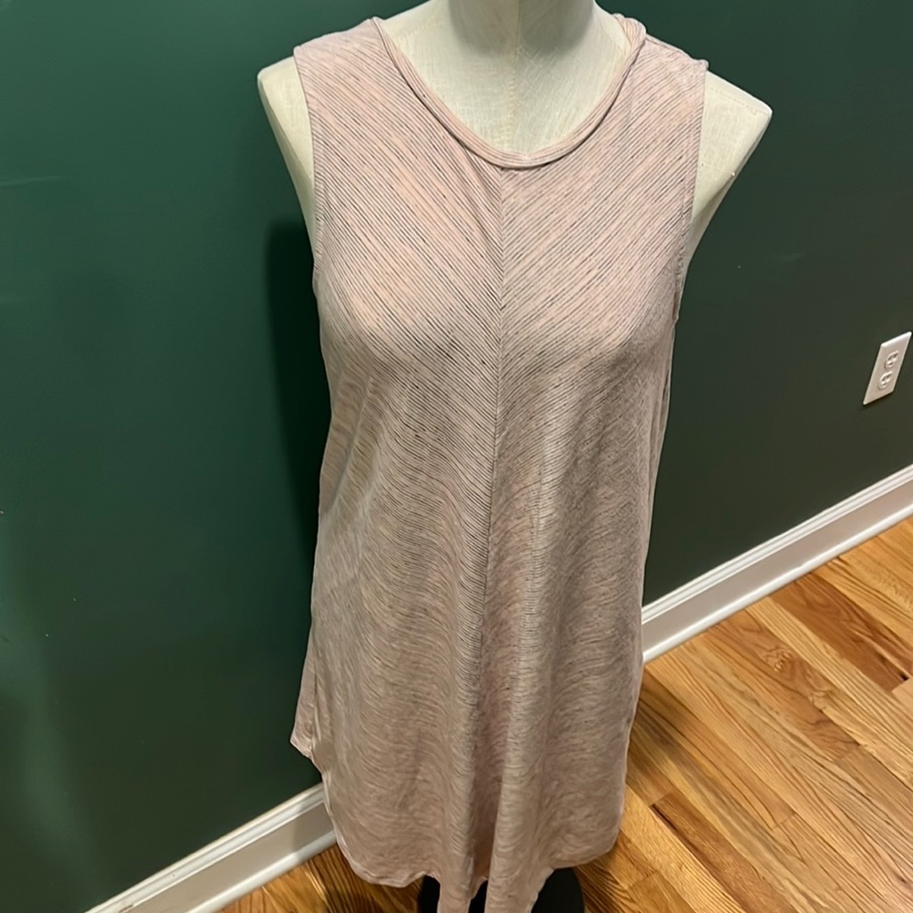 ❄️Women’s size large dress--pink and gray‎ stripes